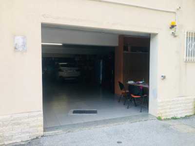 Box Garage in Vendita a Valdina Viale della Libertã 